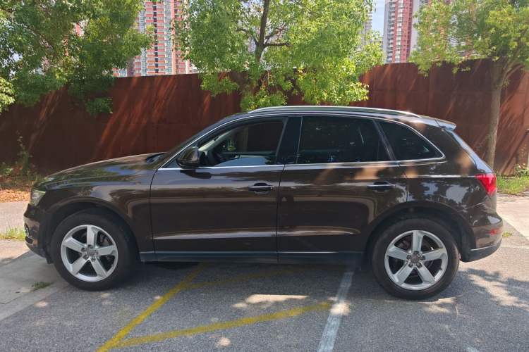 Used Audi Q5 2016 40 TFSI Technology Edition Exterior 5