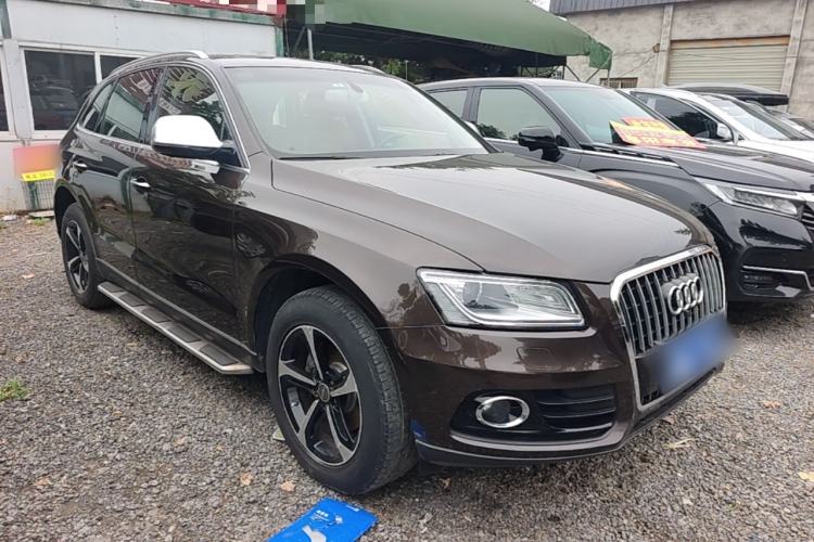 Used Audi Q5 2016 40 TFSI Trendy Edition Front Right 45 Deg
