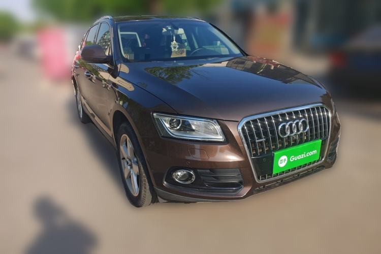 Used Audi Q5 2016 40 TFSI Technology Edition Front Right 45 Deg