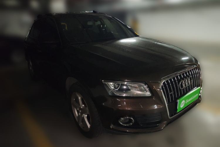 Used Audi Q5 2016 40 TFSI Technology Edition Front Right 45 Deg