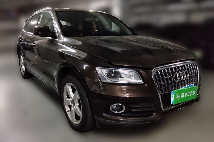 Used Audi Q5 2016 40 TFSI Technology Edition Front Right 45 Deg
