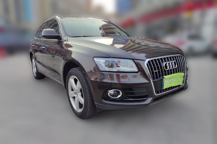 Used Audi Q5 2016 40 TFSI Technology Edition Front Right 45 Deg