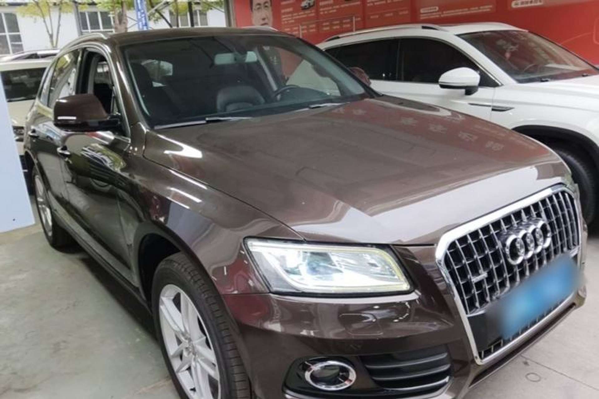 Used Audi Q5 2016 40 TFSI Trendy Edition Front Right 45 Deg