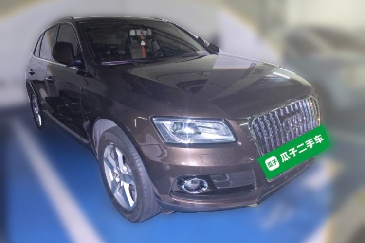 Used Audi Q5 2016 40 TFSI Technology Edition Front Right 45 Deg