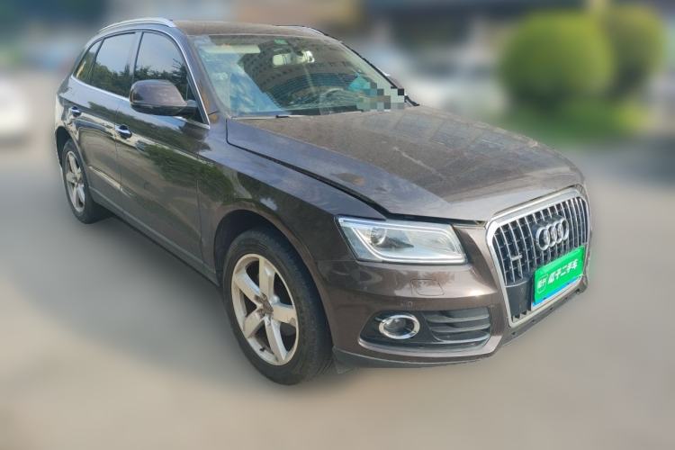 Used Audi Q5 2016 40 TFSI Technology Edition Front Right 45 Deg