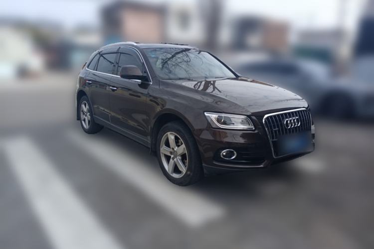 Used Audi Q5 2016 40 TFSI Technology Edition Front Right 45 Deg
