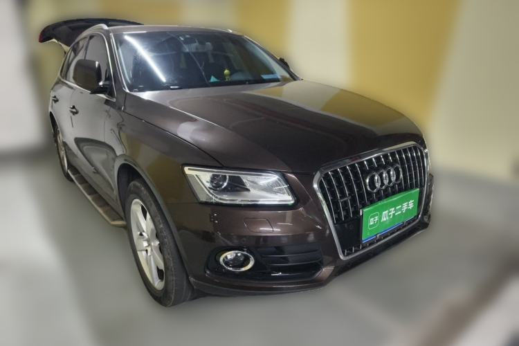 Used Audi Q5 2016 40 TFSI Technology Edition Front Right 45 Deg