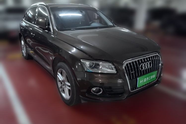 Used Audi Q5 2016 40 TFSI Technology Edition Front Right 45 Deg