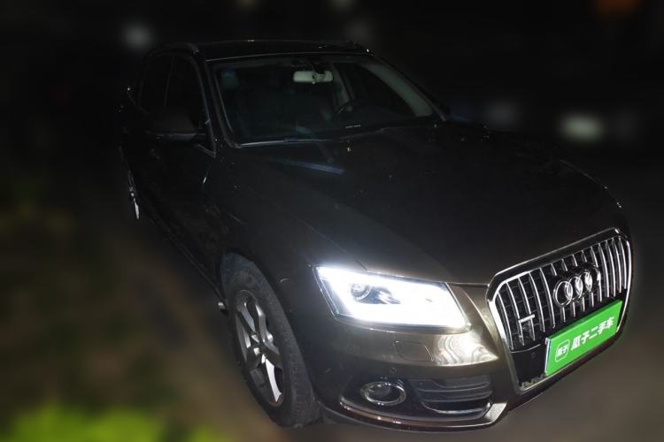 Used Audi Q5 2016 40 TFSI Technology Edition Front Right 45 Deg