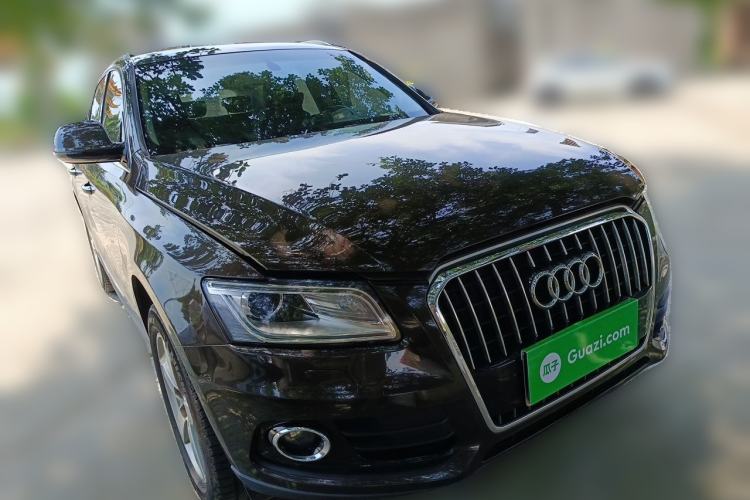 Used Audi Q5 2016 40 TFSI Technology Edition Front Right 45 Deg