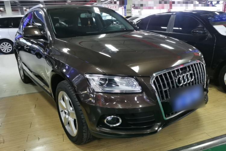 Used Audi Q5 2016 40 TFSI Technology Edition Front Right 45 Deg