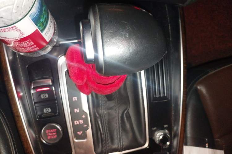Used Audi Q5 2016 40 TFSI Comfort Model Gear Lever