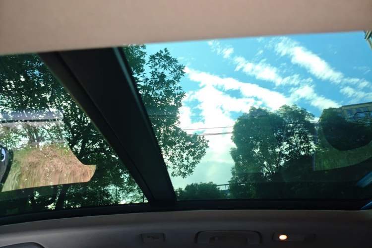 Used Audi Q5 2016 40 TFSI Comfort Model Headliner