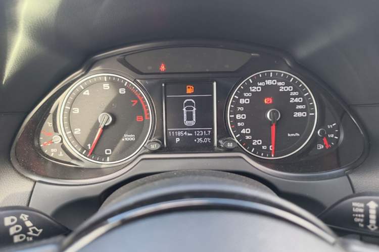 Used Audi Q5 2016 40 TFSI Technology Edition Instrument Cluster