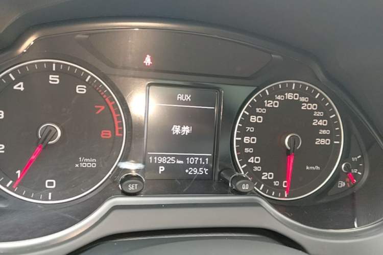 Used Audi Q5 2016 40 TFSI Technology Edition Instrument Cluster