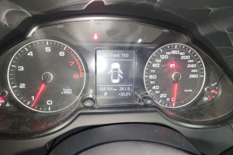 Used Audi Q5 2016 40 TFSI Technology Edition Instrument Cluster