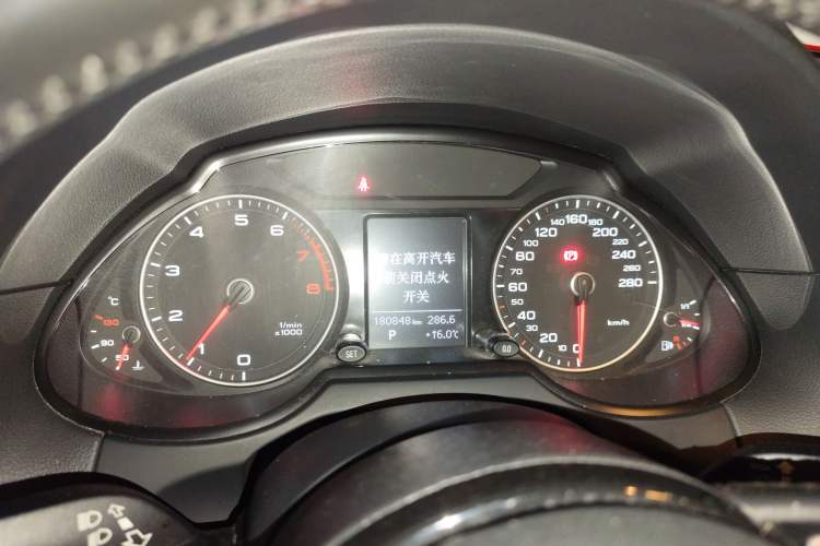 Used Audi Q5 2016 40 TFSI Technology Edition Instrument Cluster