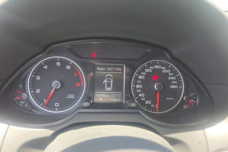 Used Audi Q5 2016 40 TFSI Technology Edition Instrument Cluster