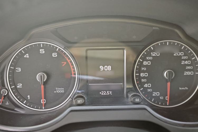 Used Audi Q5 2016 40 TFSI Technology Edition Instrument Cluster