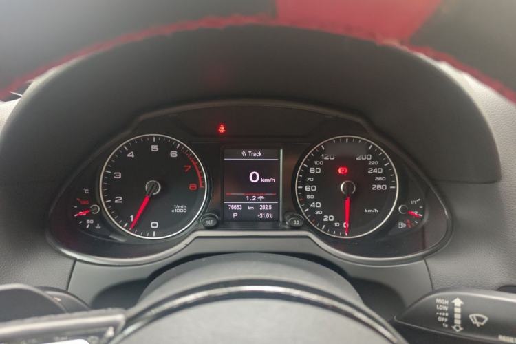 Used Audi Q5 2016 40 TFSI Comfort Model Instrument Cluster
