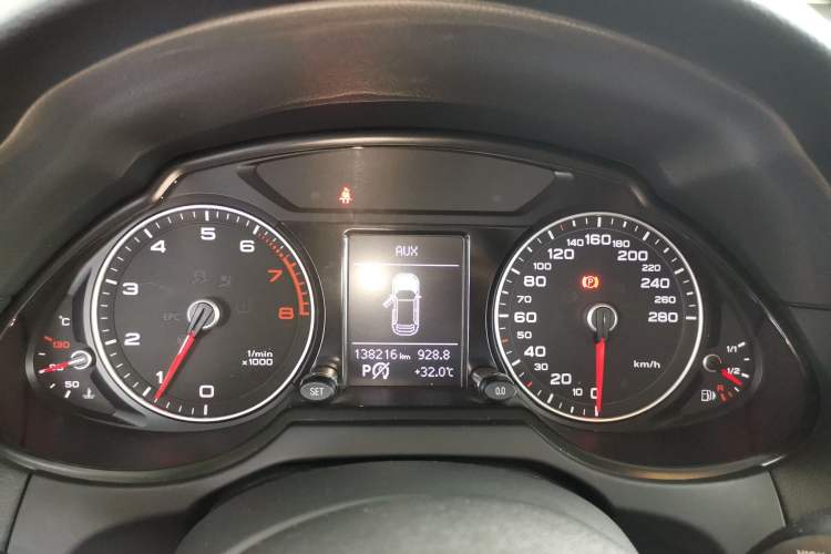 Used Audi Q5 2016 40 TFSI Trendy Edition Instrument Cluster