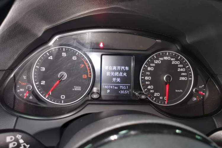 Used Audi Q5 2016 40 TFSI Technology Edition Instrument Cluster