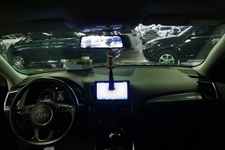 Used Audi Q5 2016 40 TFSI Technology Edition Interior 3