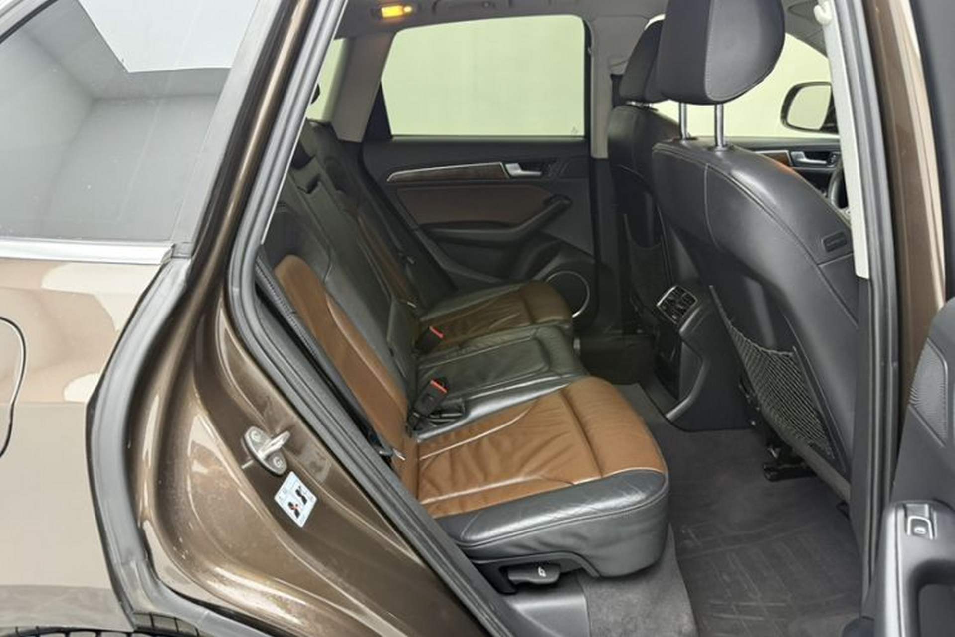 Used Audi Q5 2016 40 TFSI Comfort Model Interior 5