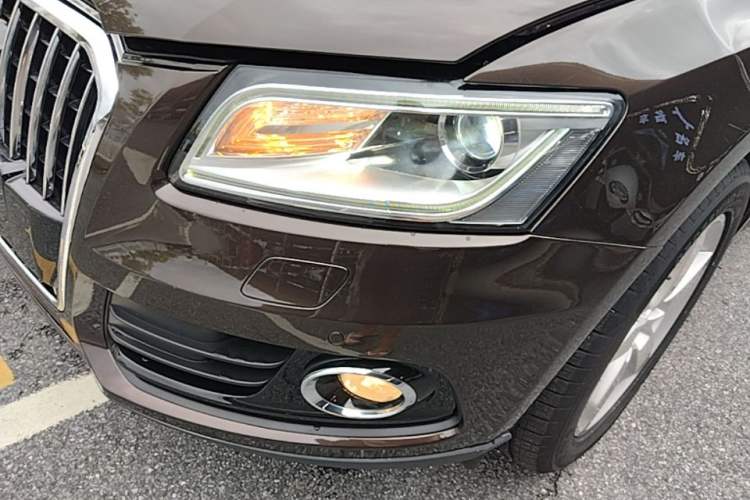 Used Audi Q5 2016 40 TFSI Technology Edition Left Front Headlight