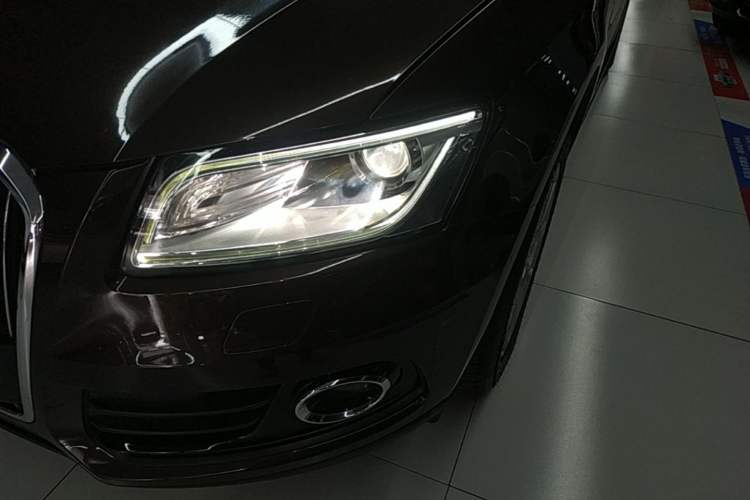 Used Audi Q5 2016 40 TFSI Trendy Edition Left Front Headlight