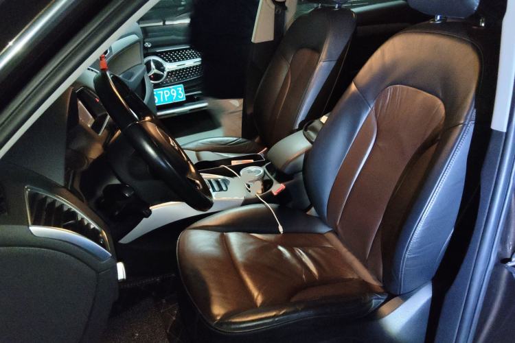 Used Audi Q5 2016 40 TFSI Technology Edition Left Front Seat