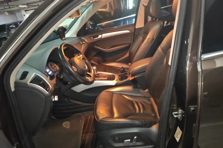 Used Audi Q5 2016 40 TFSI Technology Edition Left Front Seat