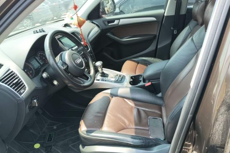 Used Audi Q5 2016 40 TFSI Technology Edition Left Front Seat