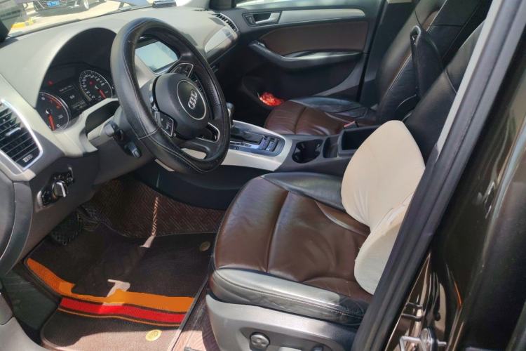 Used Audi Q5 2016 40 TFSI Technology Edition Left Front Seat