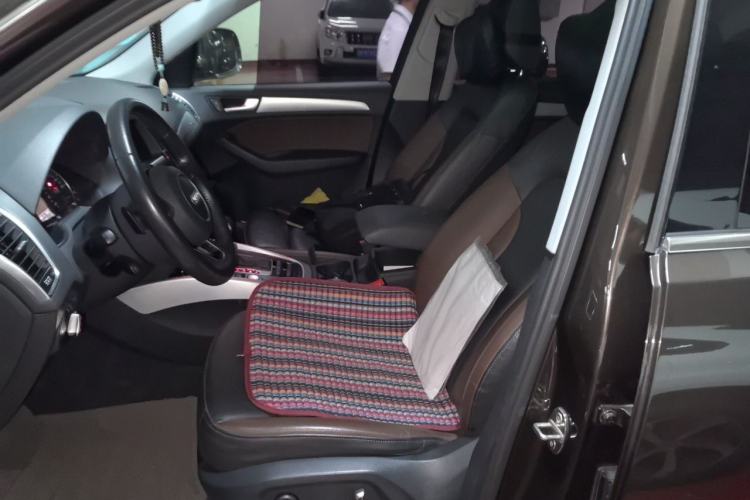 Used Audi Q5 2016 40 TFSI Technology Edition Left Front Seat