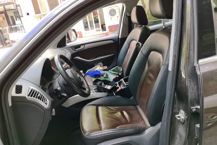 Used Audi Q5 2016 40 TFSI Technology Edition Left Front Seat