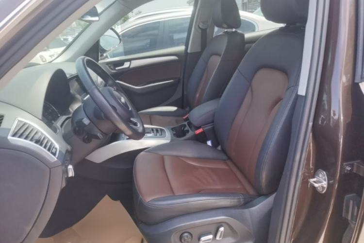 Used Audi Q5 2016 40 TFSI Technology Edition Left Front Seat