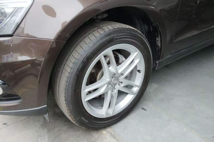Used Audi Q5 2016 40 TFSI Trendy Edition Left Front Wheel Hub