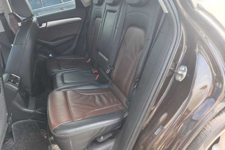 Used Audi Q5 2016 40 TFSI Technology Edition Left Rear Seat