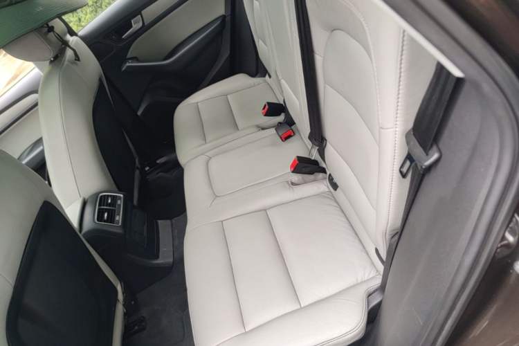 Used Audi Q5 2016 40 TFSI Trendy Edition Left Rear Seat