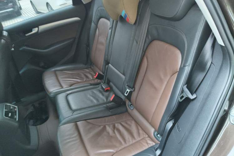 Used Audi Q5 2016 40 TFSI Technology Edition Left Rear Seat