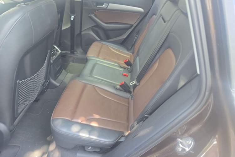 Used Audi Q5 2016 40 TFSI Technology Edition Left Rear Seat