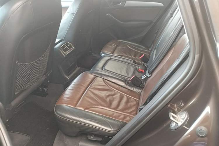 Used Audi Q5 2016 40 TFSI Technology Edition Left Rear Seat