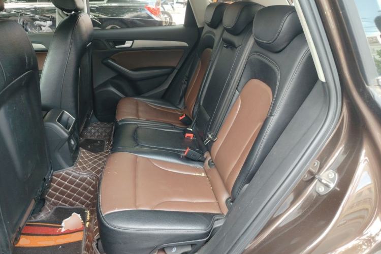 Used Audi Q5 2016 40 TFSI Trendy Edition Left Rear Seat