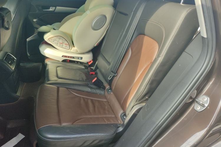Used Audi Q5 2016 40 TFSI Technology Edition Left Rear Seat