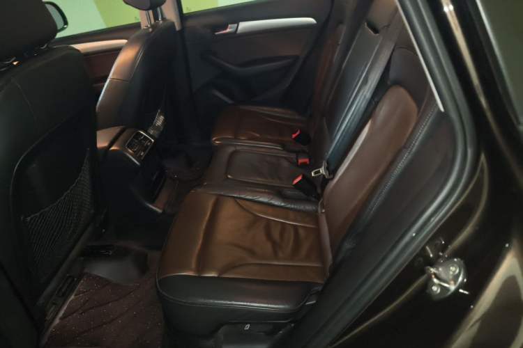 Used Audi Q5 2016 40 TFSI Technology Edition Left Rear Seat
