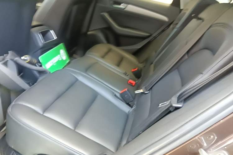 Used Audi Q5 2016 40 TFSI Trendy Edition Left Rear Seat