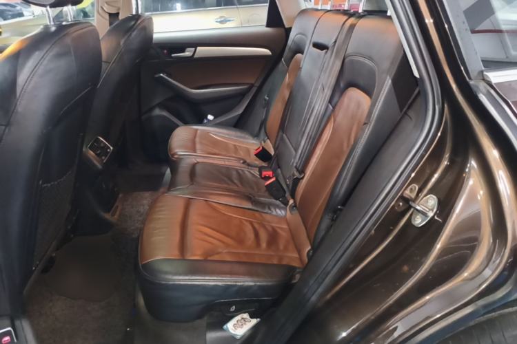 Used Audi Q5 2016 40 TFSI Technology Edition Left Rear Seat