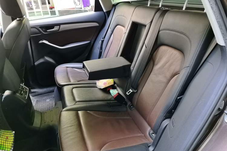 Used Audi Q5 2016 40 TFSI Technology Edition Left Rear Seat