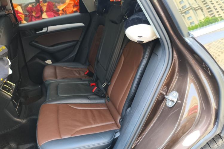 Used Audi Q5 2016 40 TFSI Technology Edition Left Rear Seat